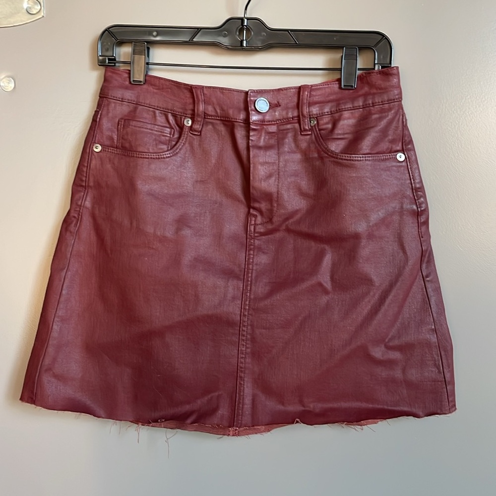 BLANKNYC Frayed Edge Mini Skirt- Burgundy